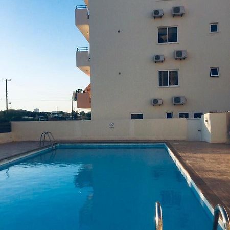Pool Apartment Larnaca Zewnętrze zdjęcie